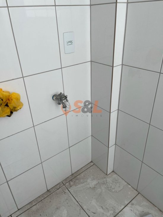 area-privativa-venda-santa-cruz-399138